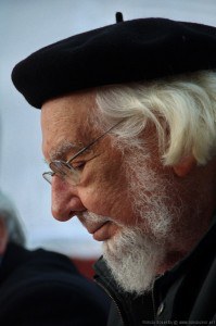 ernestocardenal11-199x300.jpg