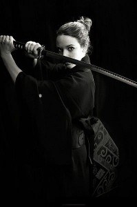 mujer_samurai-199x300.jpg