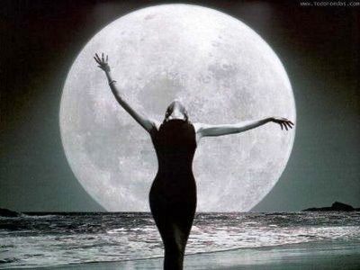 mujer-luna.jpg